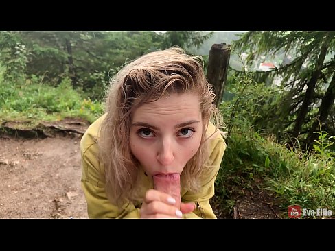 ❤️ Une fille avale du sperme après une fellation publique - Eva Elfi ❤️❌ Porno de qualité at us ☑